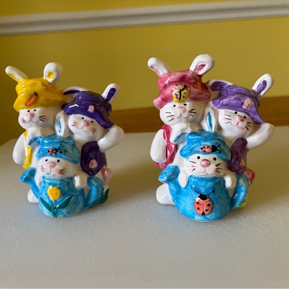 Hand-Painted Salt and Pepper Ceramic Bunny Trio Figurines shakers